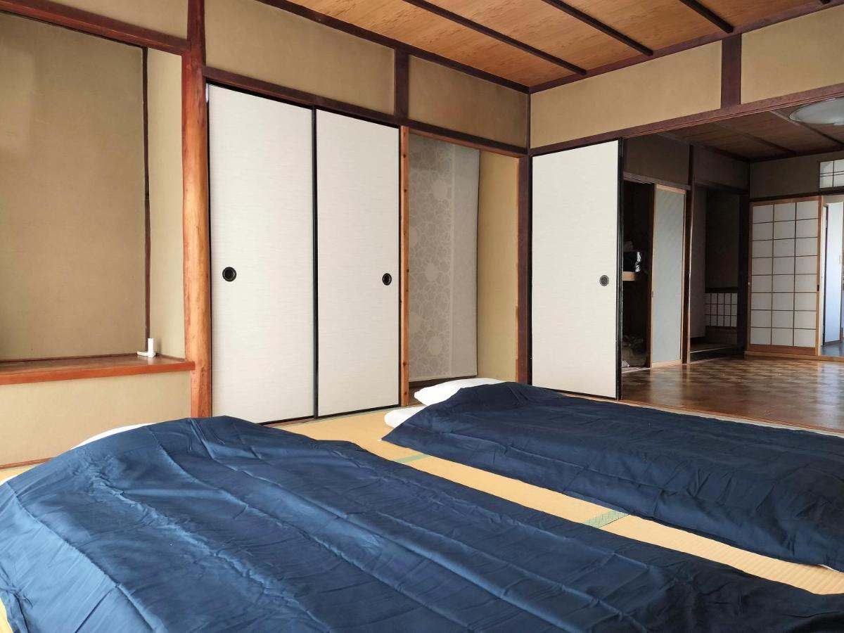 Retro Villa Fooga 昭和町屋貸切 風雅 Kinugasa Exteriör bild